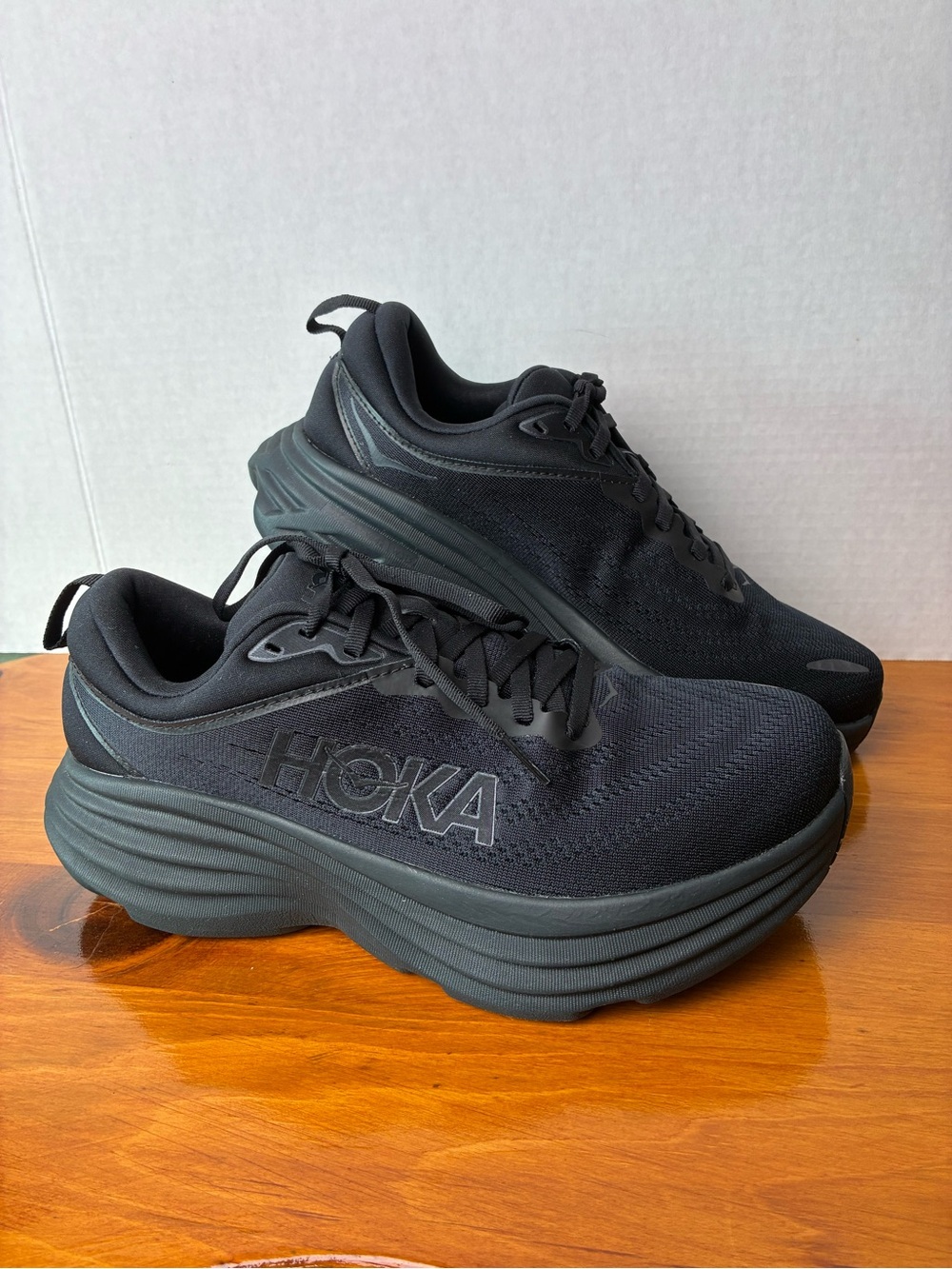 HOKA One Bondi 8 Men’s Size 8 X-Wide Black